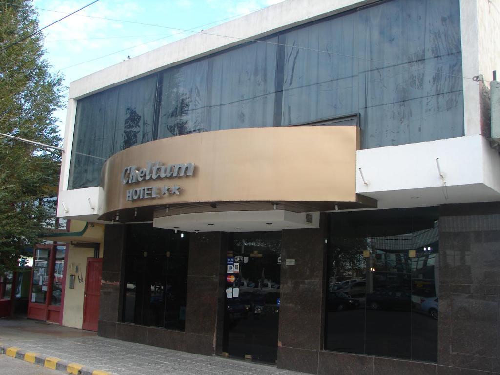 Cheltum Hotel เตรเลว ภายนอก รูปภาพ